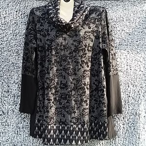 TRUE ESSENCE PRETTY BLACK DRESSS NWOT